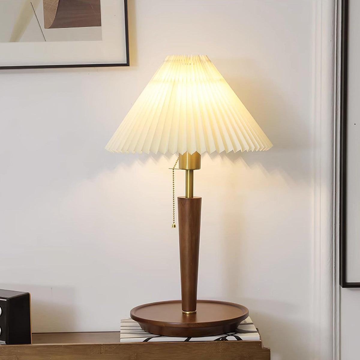 Seliriella Table Lamp