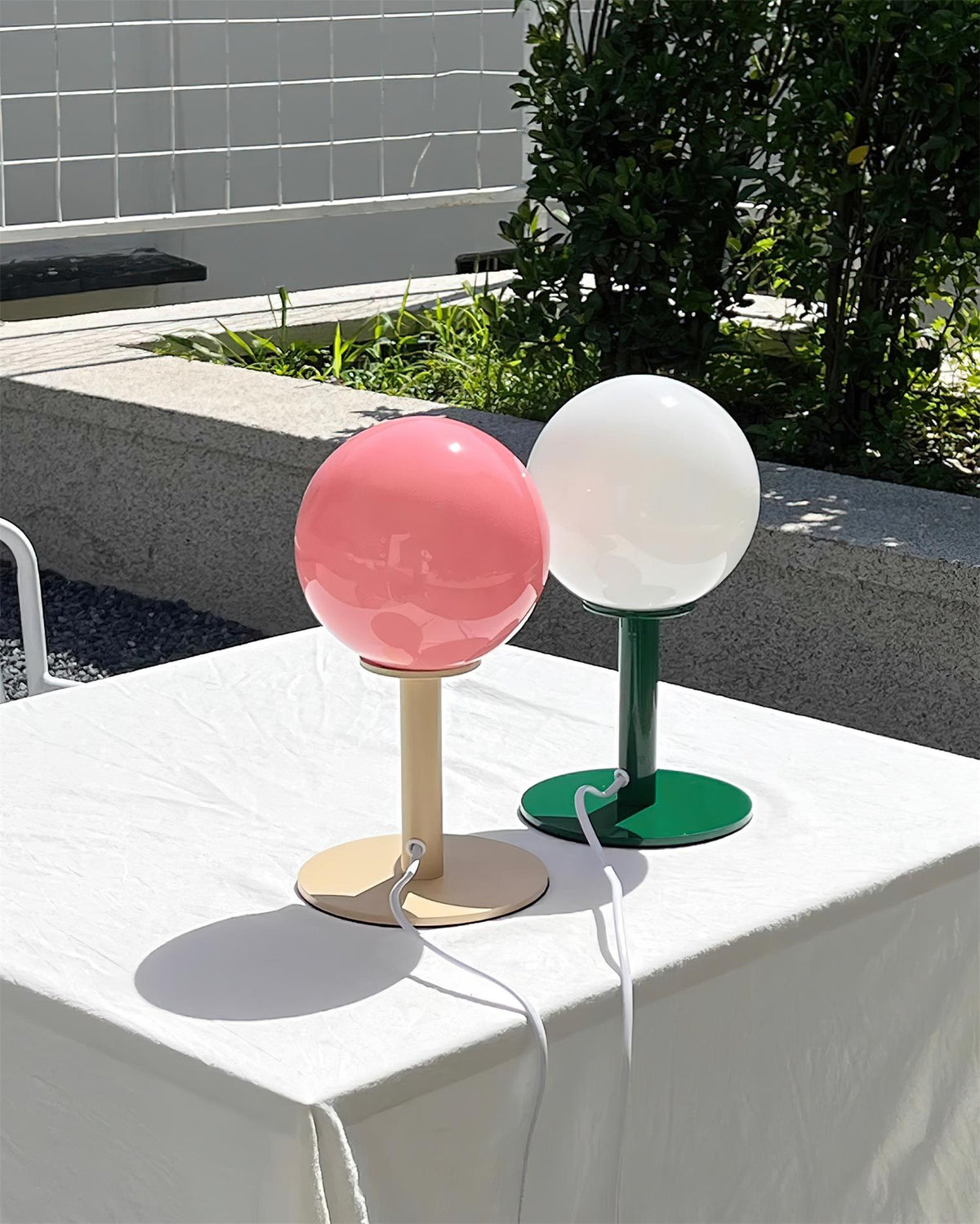 Viraoiella Table Lamp