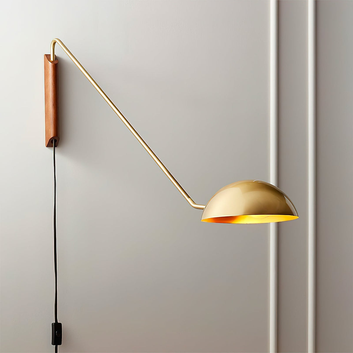 Lirixel Wood Wall Lamp
