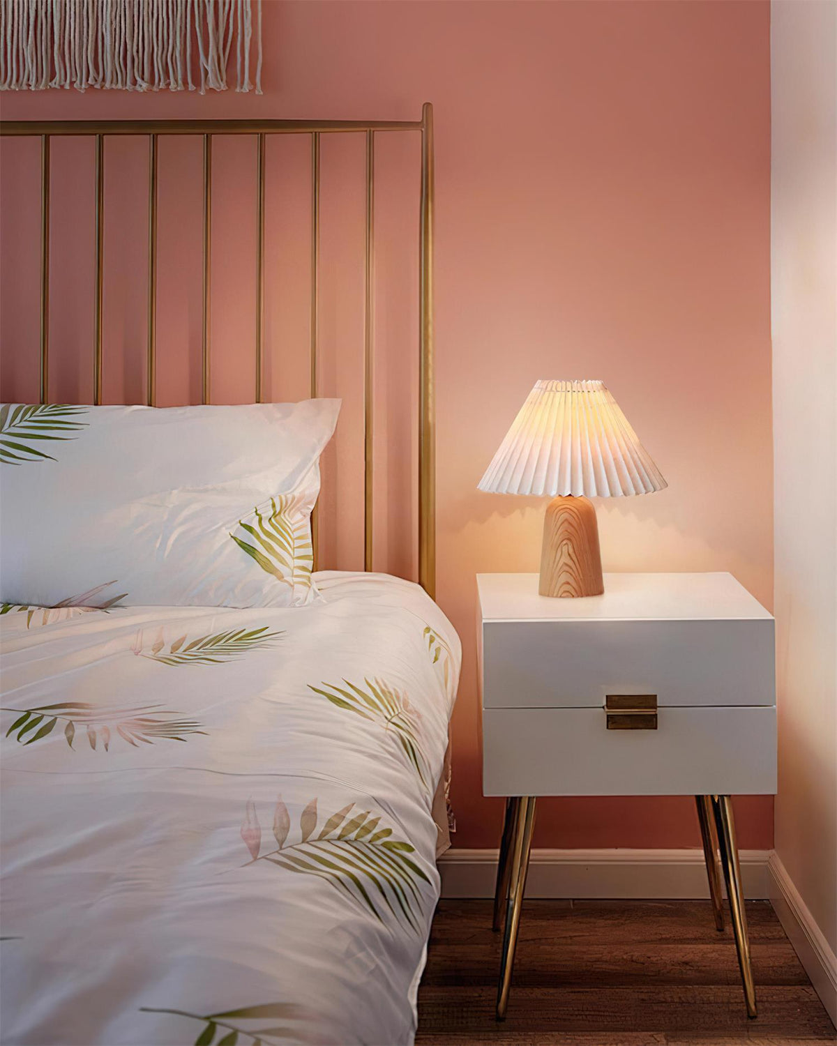 Viraaora Table Lamp