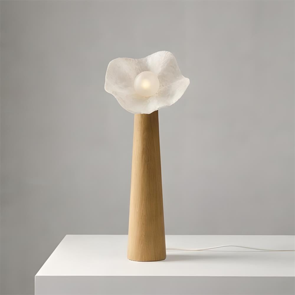 Avenania Floor Light
