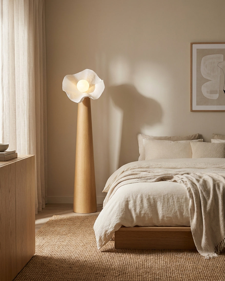 Avenania Floor Light