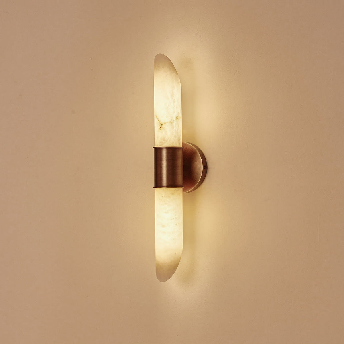 Elsolor Alabaster Wall Lamp