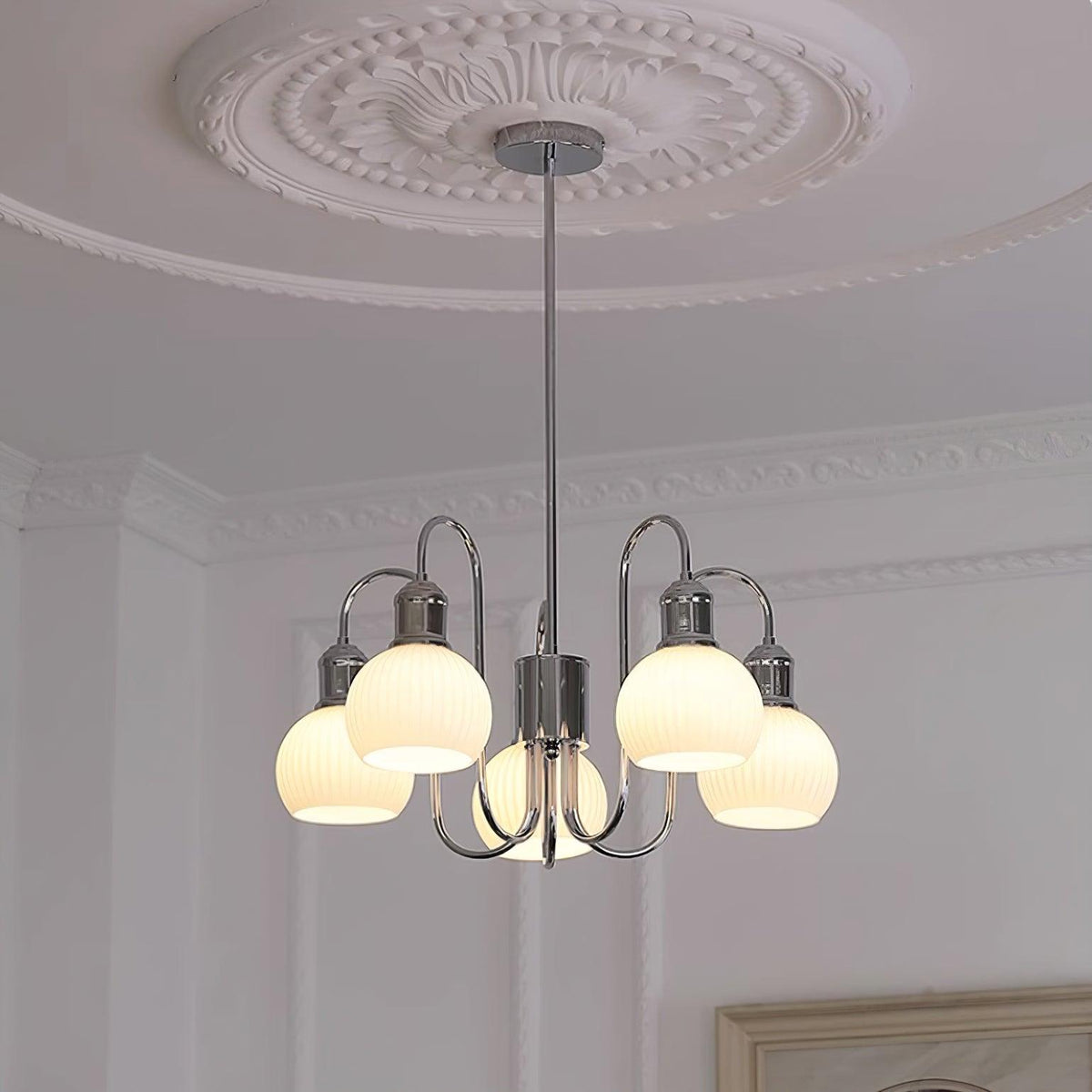 Aveniveon Chandelier
