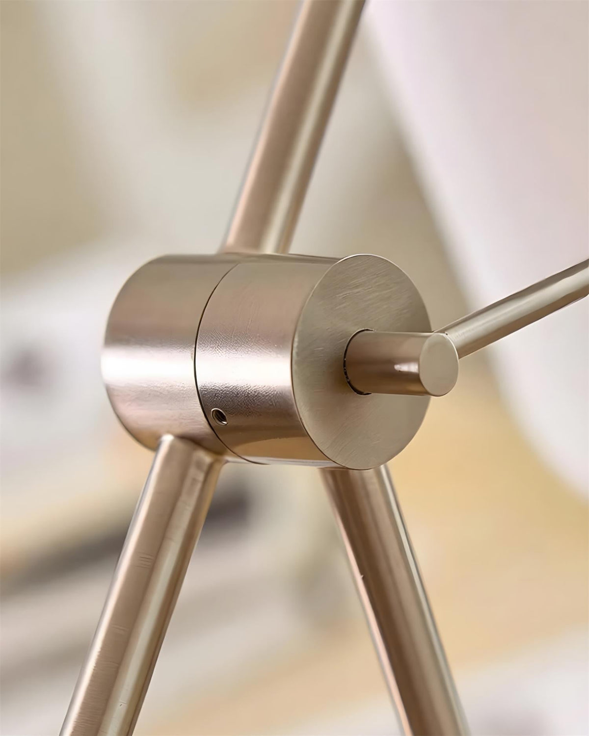 Mirelelia Table Lamp
