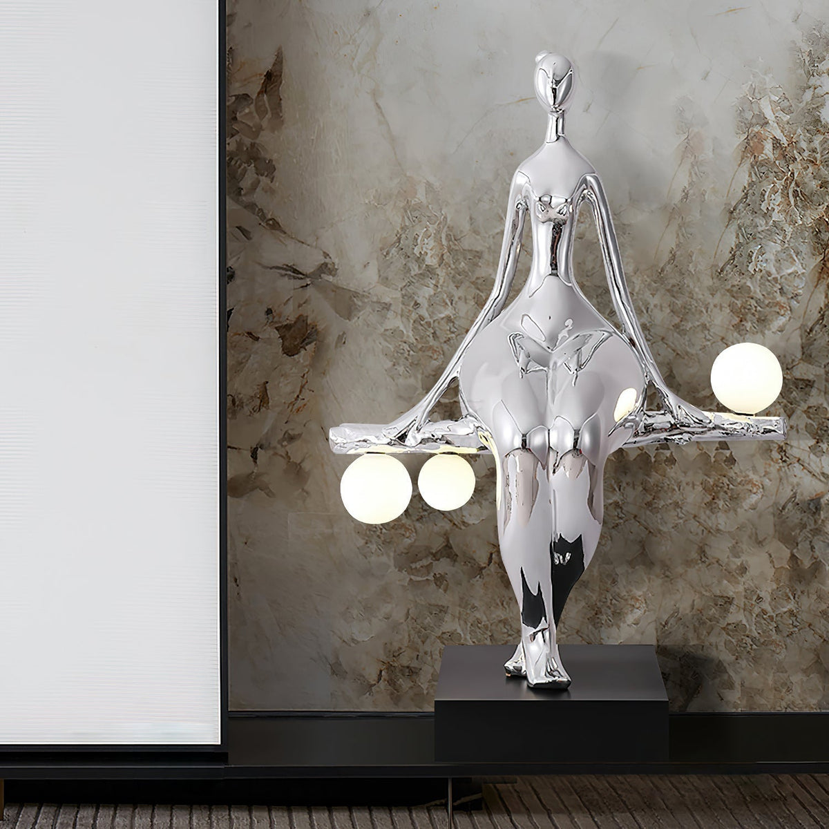 Oreleraine Floor Lamp