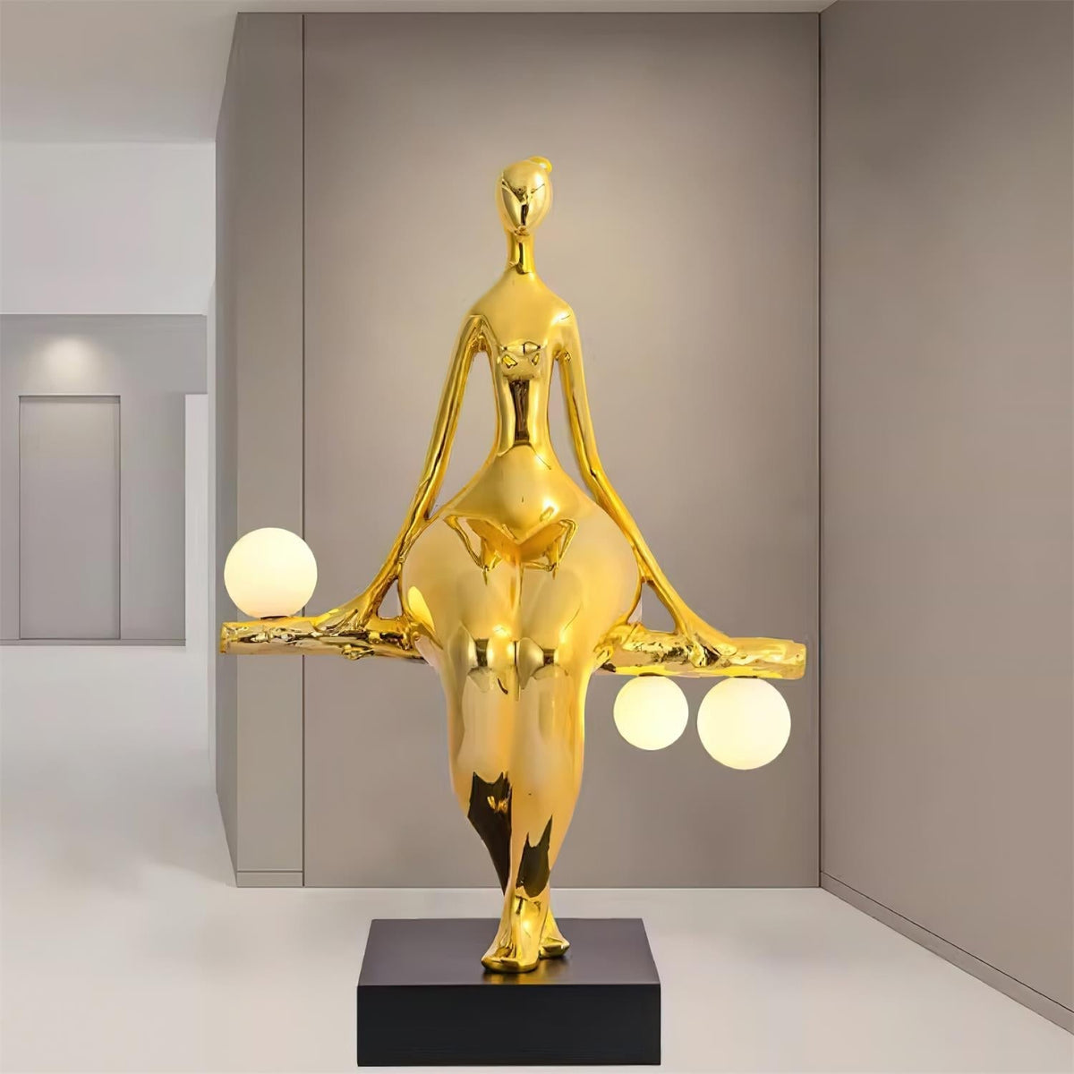Oreleraine Floor Lamp