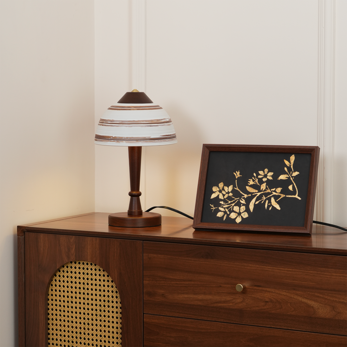 Cirivise Table Lamp