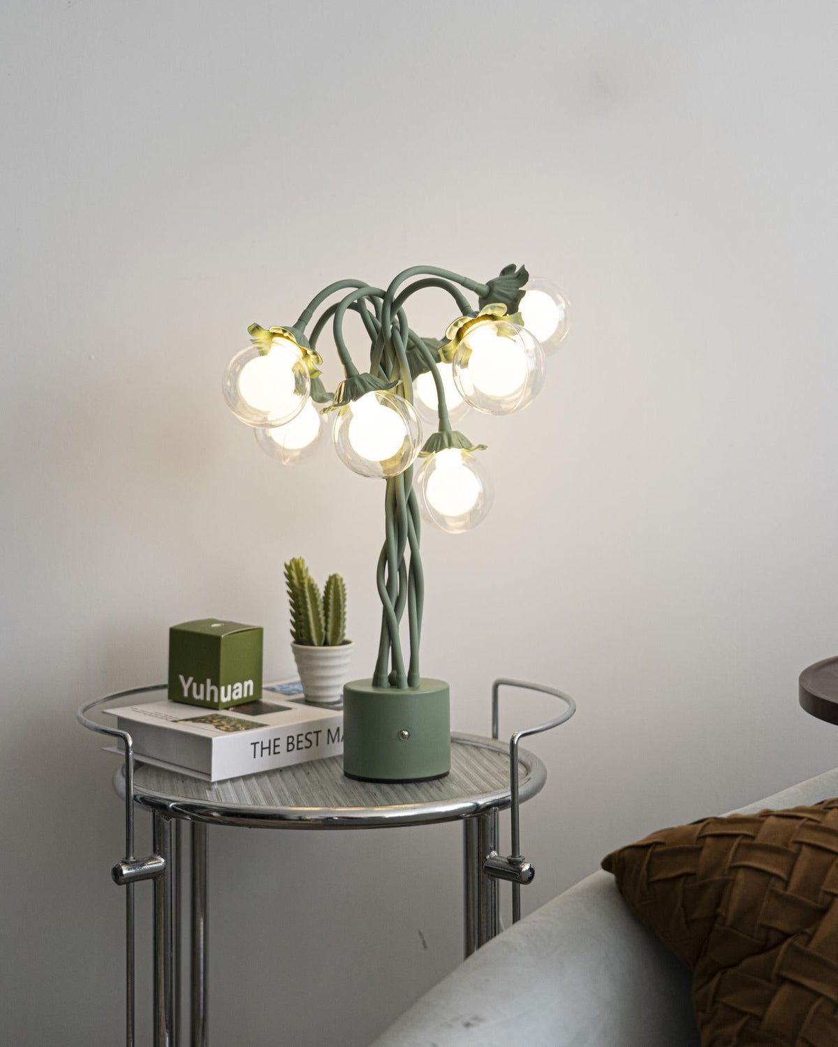 Viraoora Table Lamp