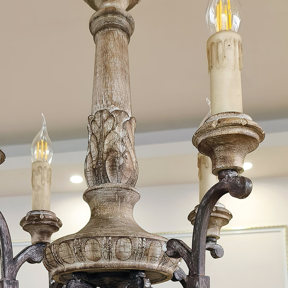 Myphaor Vintage Industrial Hand-carved Wood Chandelier