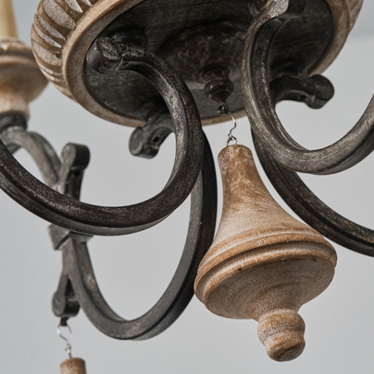 Myphaor Vintage Industrial Hand-carved Wood Chandelier