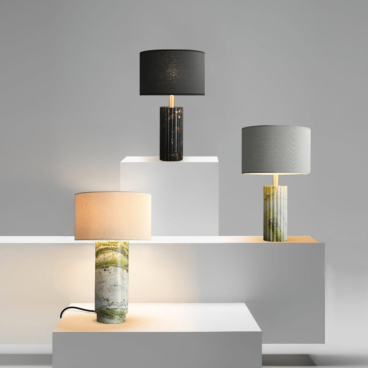 Viraivette Table Lamp