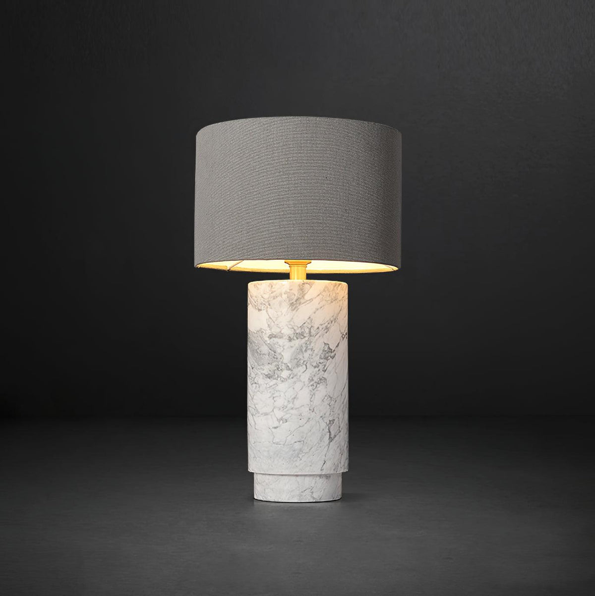 Viraivette Table Lamp