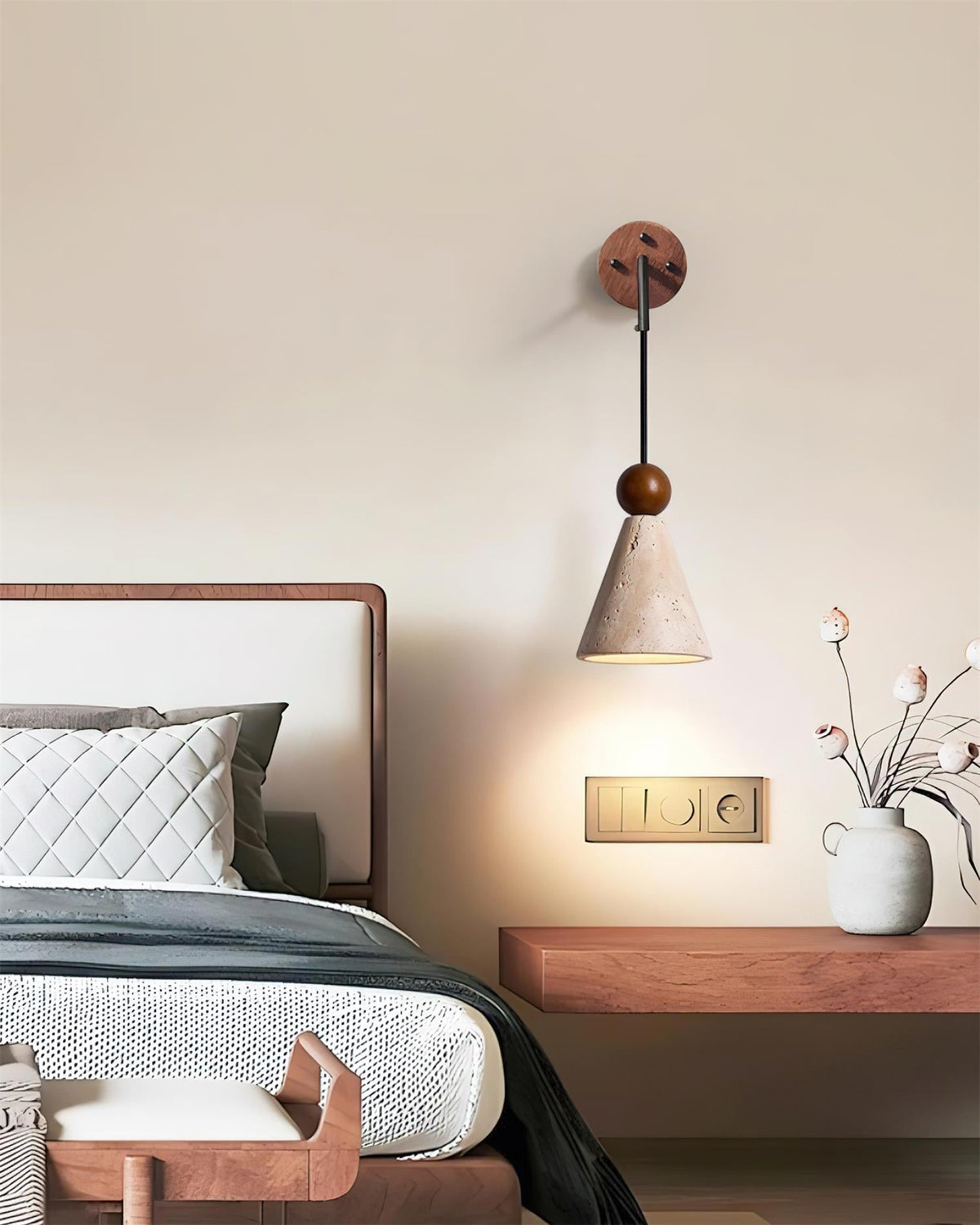 Elaarielle Wall Light