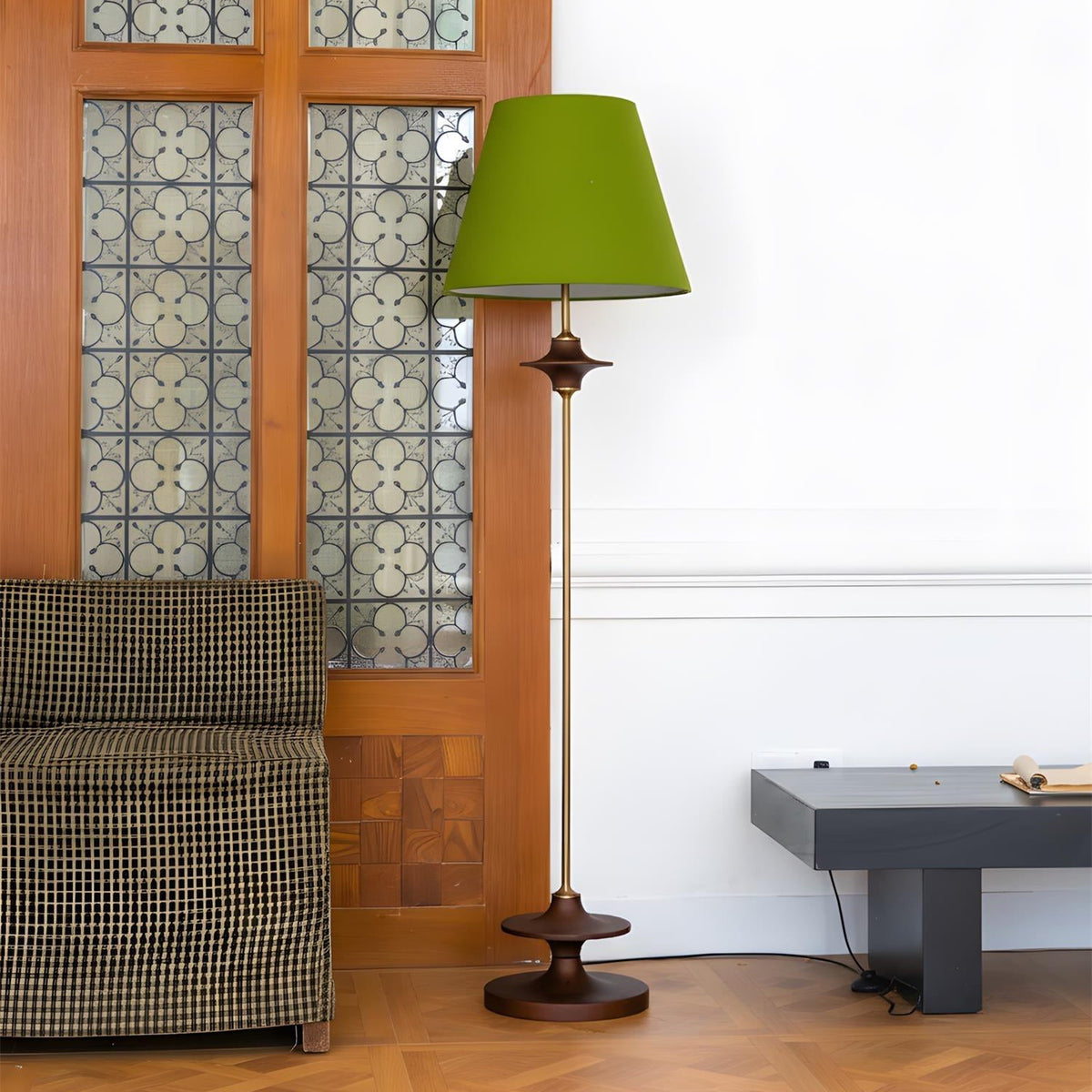 Aveniniella Floor Lamp