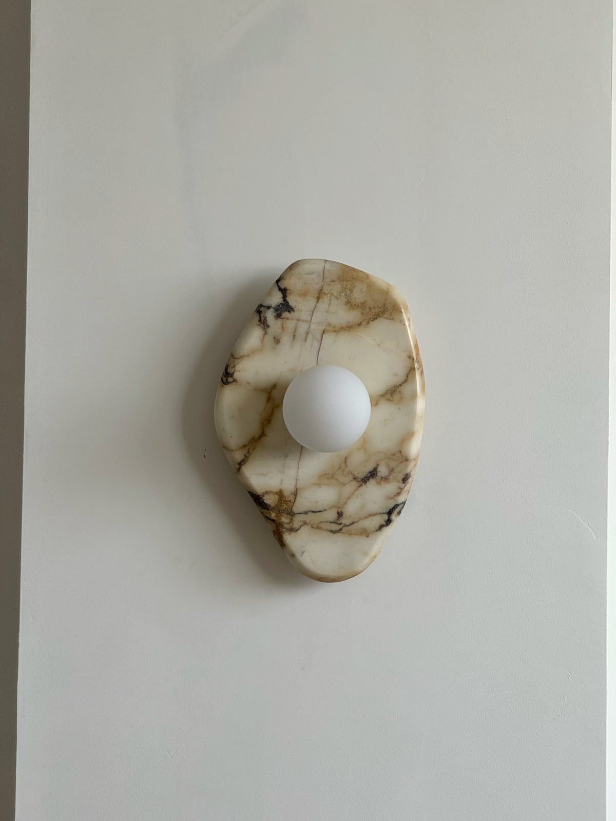 Eirivira Marble Glass Wall Lamp