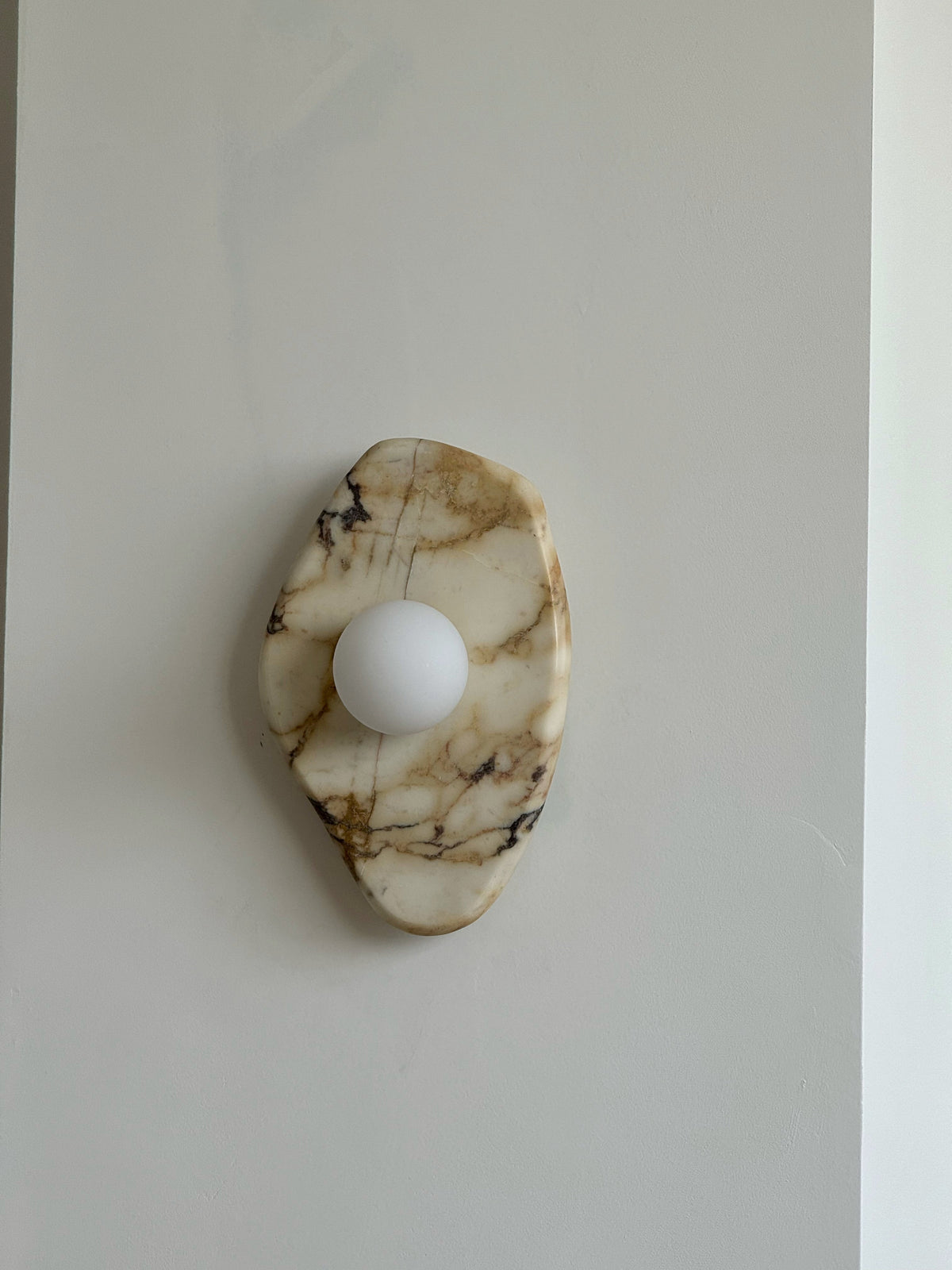 Eirivira Marble Glass Wall Lamp