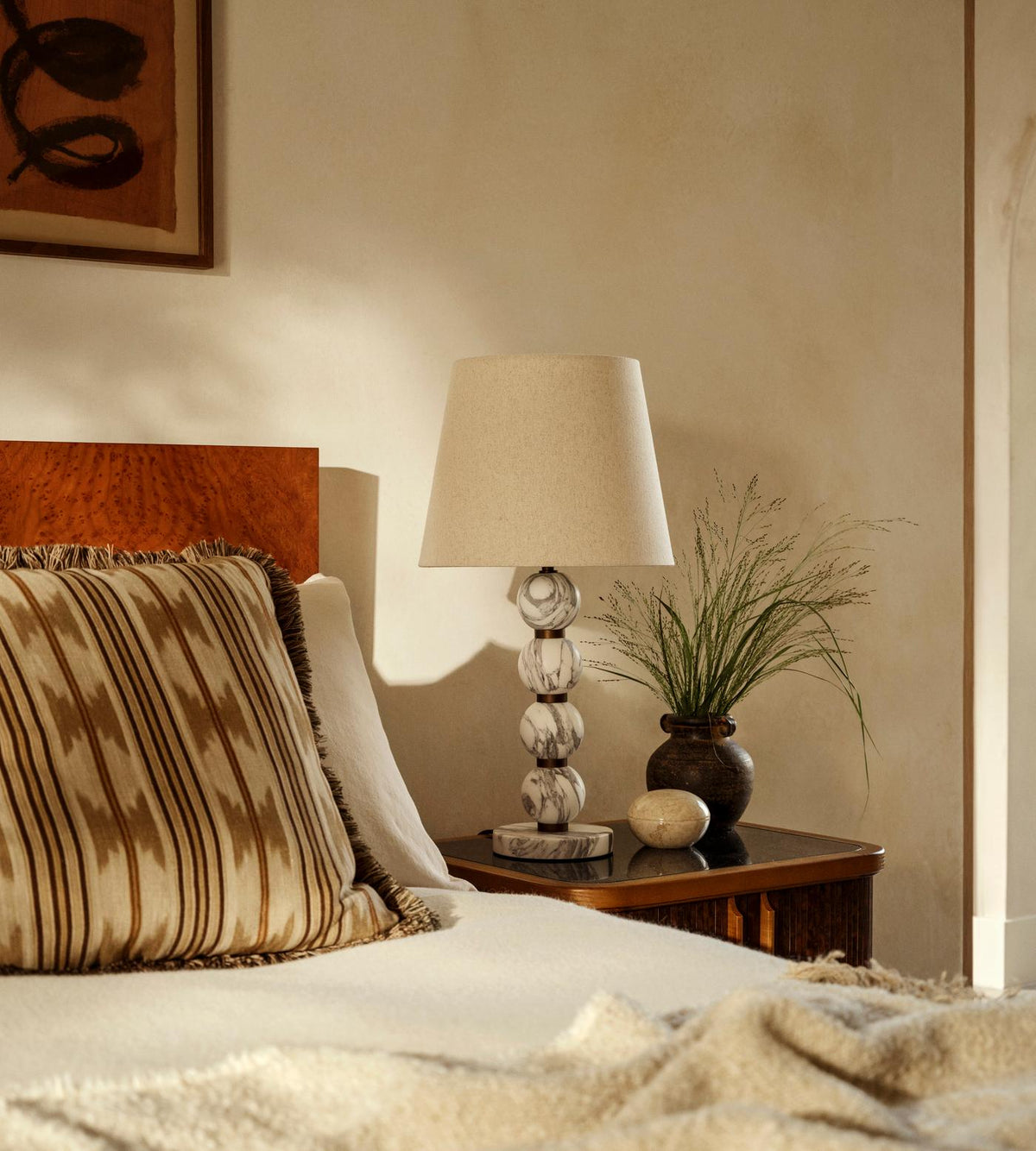Liorerena Table Lamp