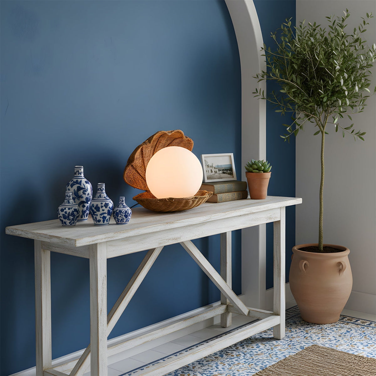 Rivuella Seashell Table Lamp