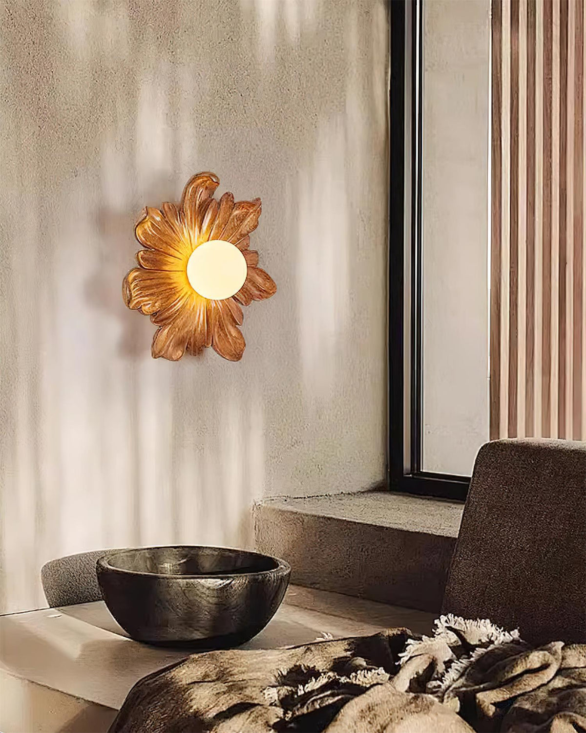 Tina Flower Wall Lamp
