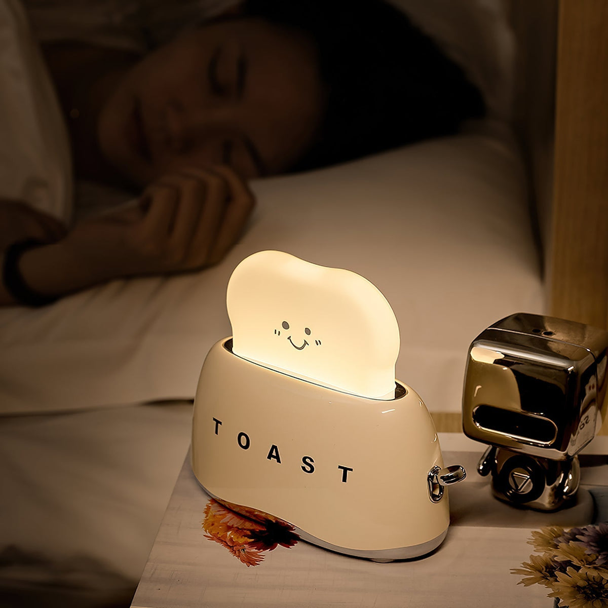 Toby Toaster Table Lamp