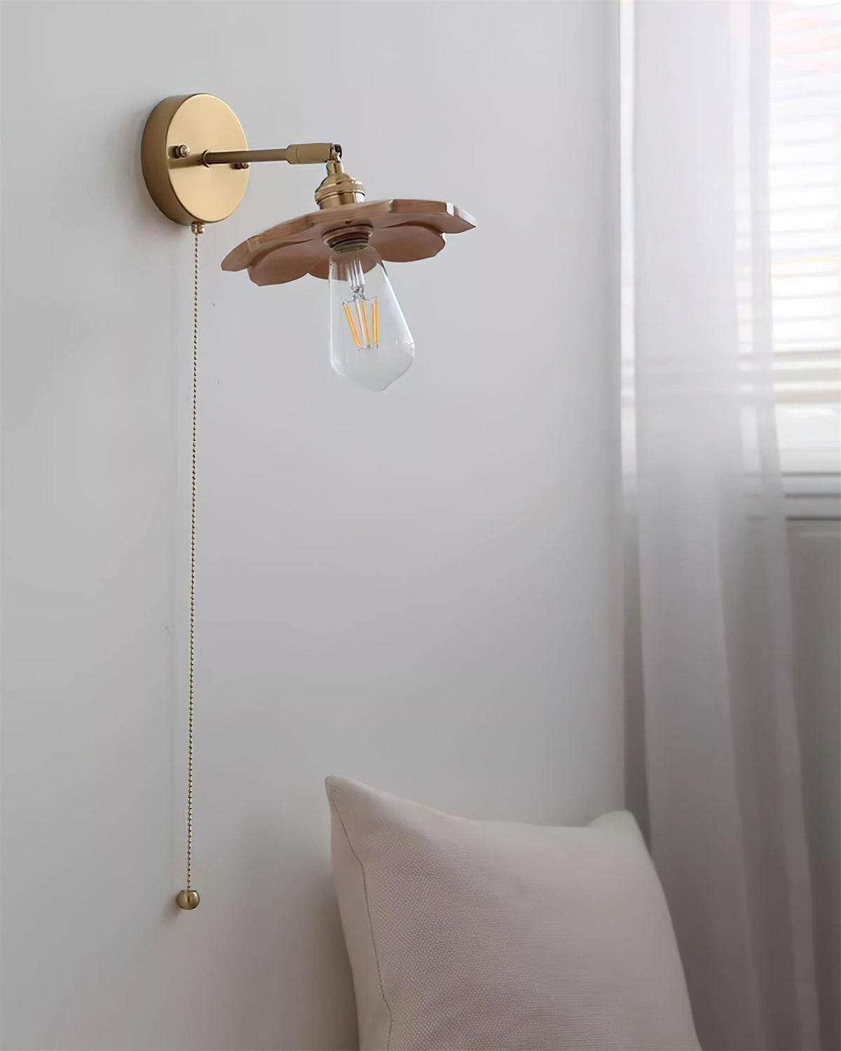 Mireelle Wall Lamp