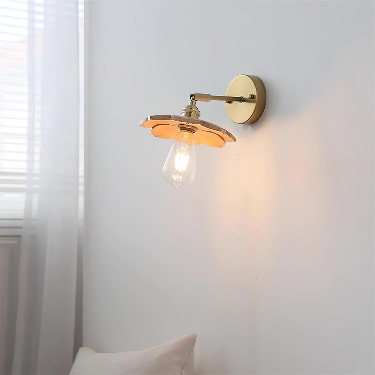 Mireelle Wall Lamp