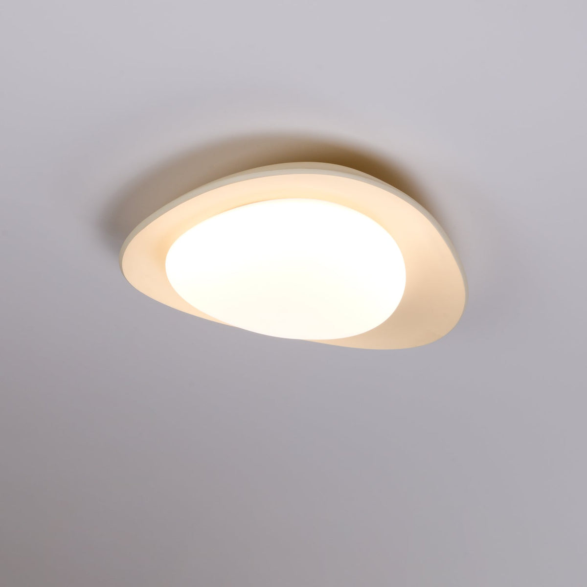Zupudek Ceiling Lamp Green&Beige Pebble Shape