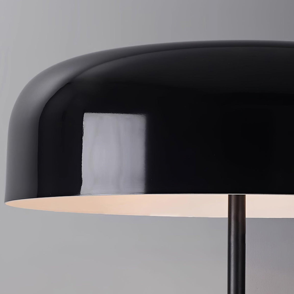Lumaneria Floor Lamp