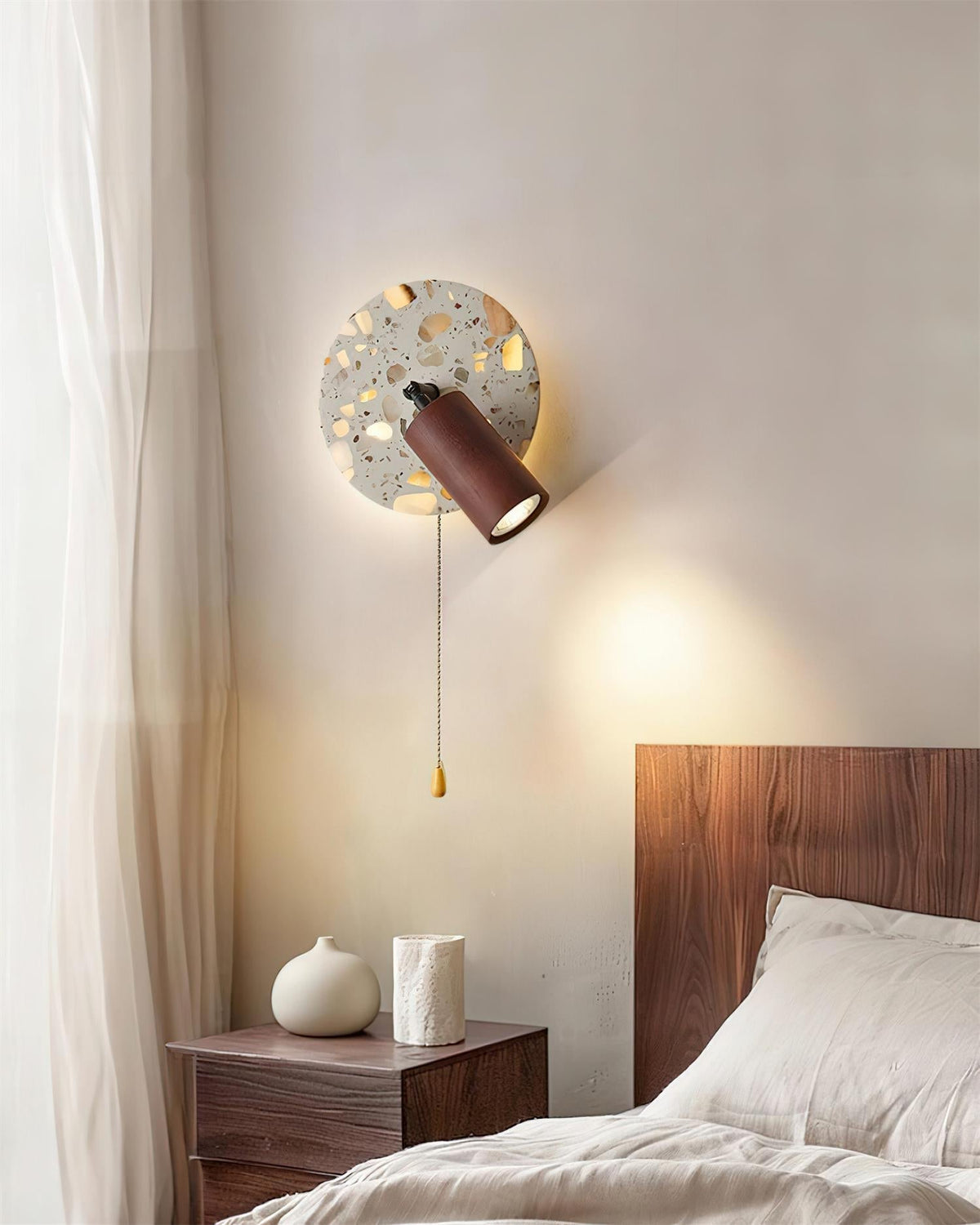 Sororeria Wall Lamp