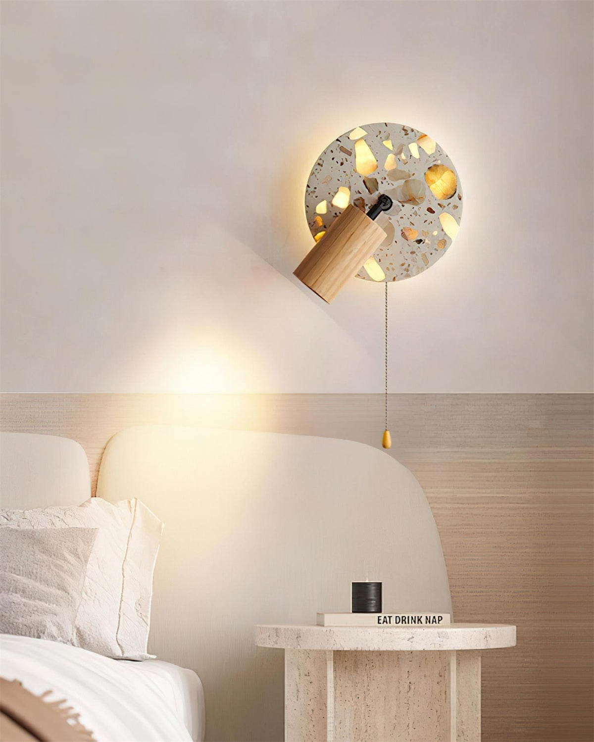 Sororeria Wall Lamp