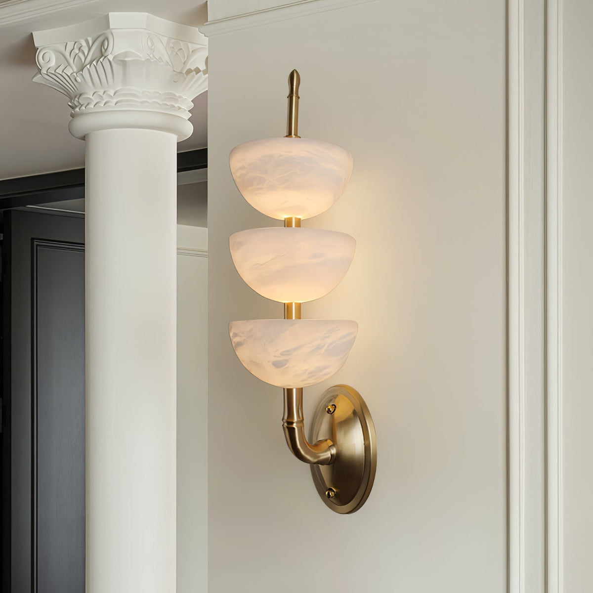 Ulmiraris Alabaster Wall Light