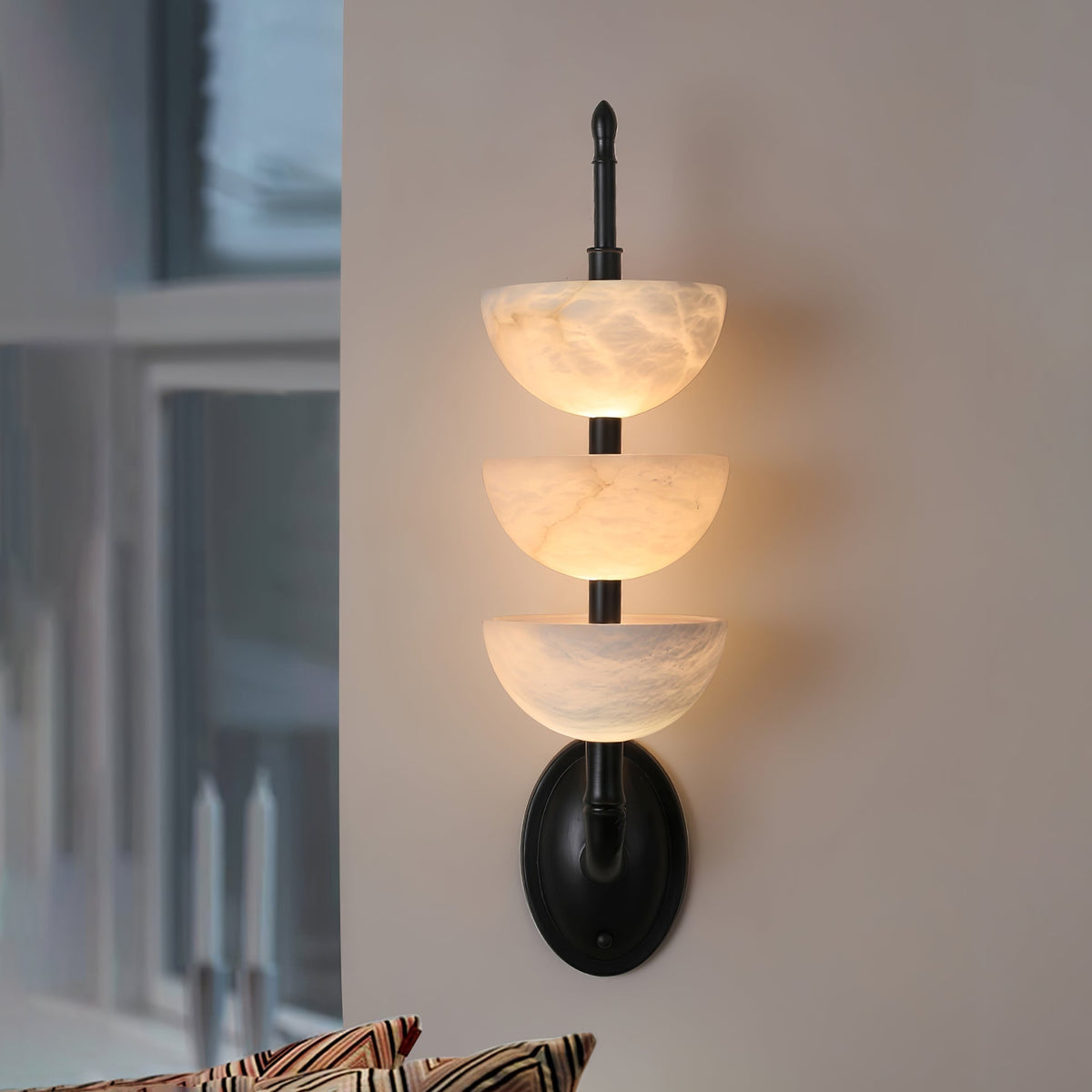 Ulmiraris Alabaster Wall Light
