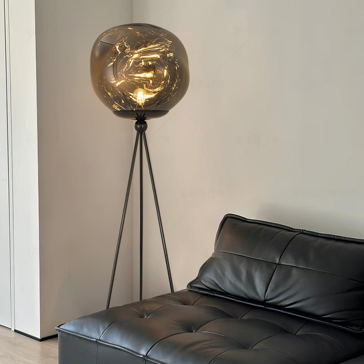 Renanira Floor Lamp