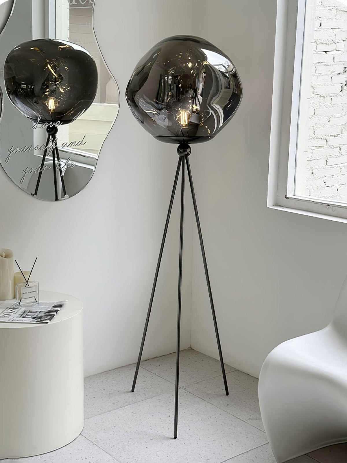 Renanira Floor Lamp