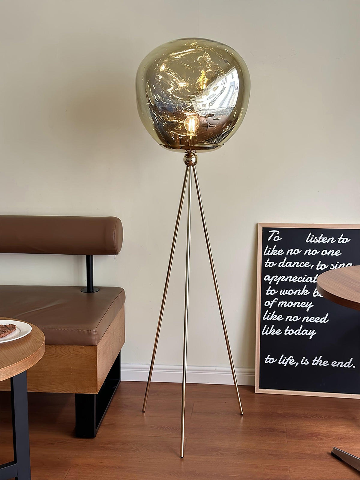 Renanira Floor Lamp