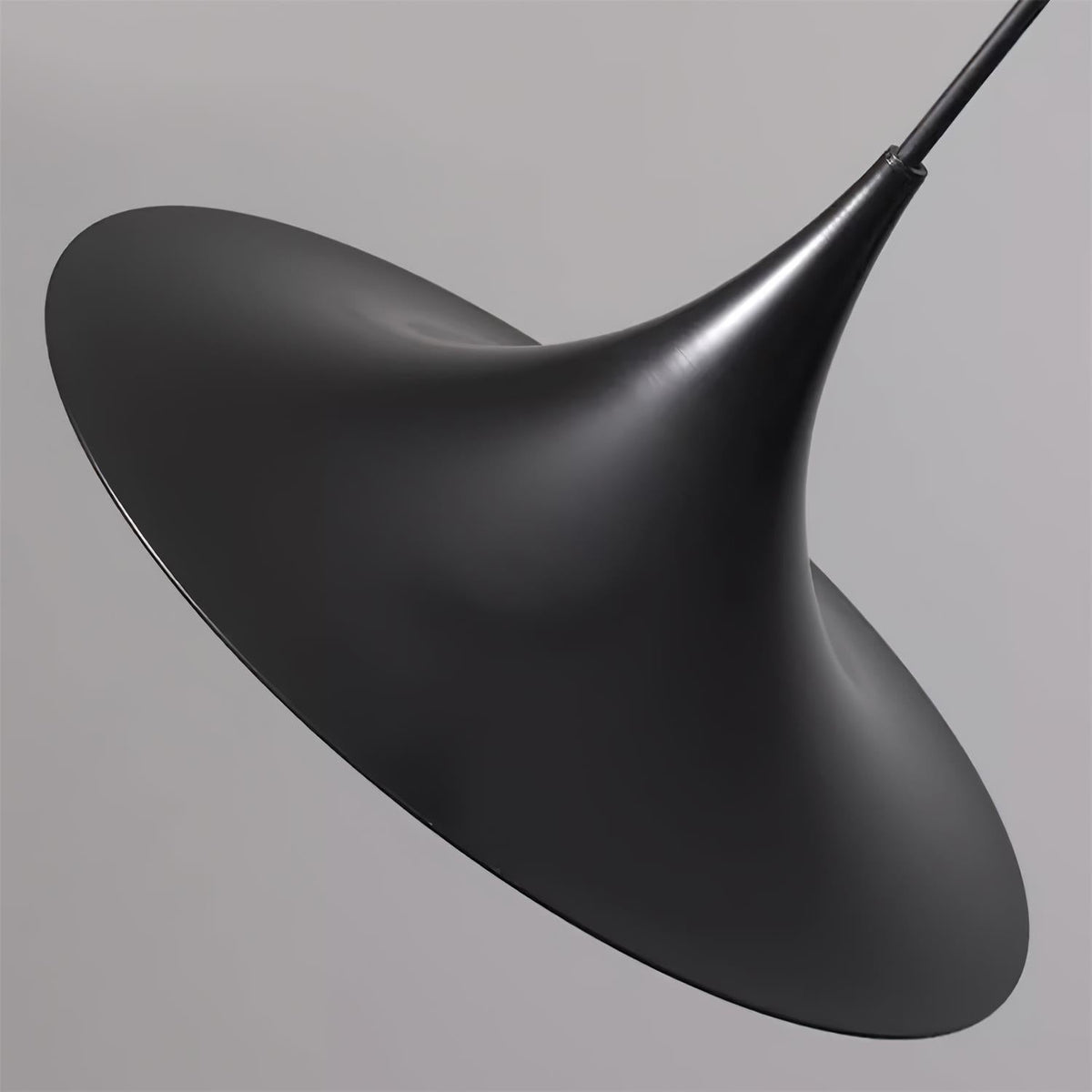 Viro Pendant Lamp Slim Neck and Wide Flare Contemporary Dining