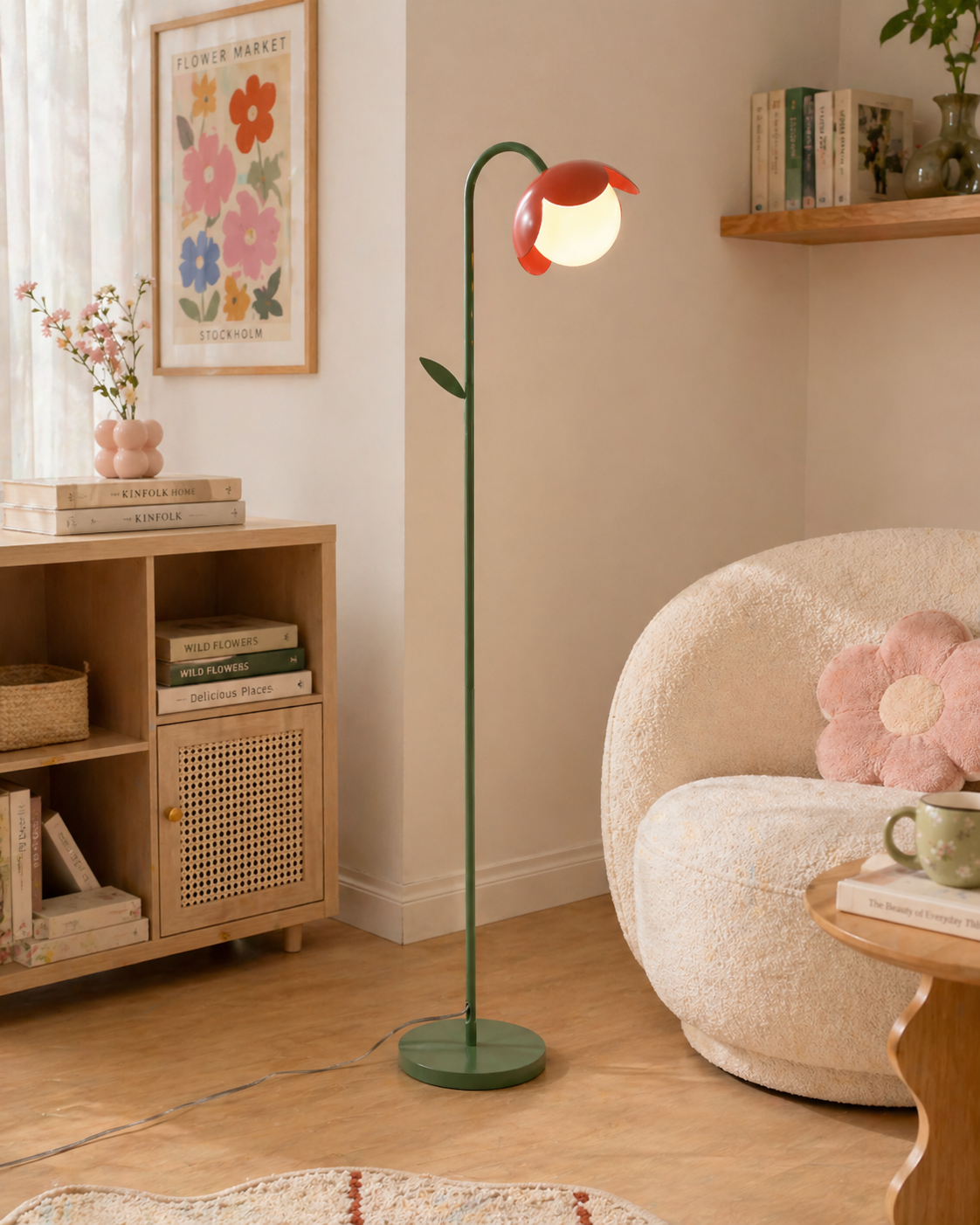 Avenalette Floor Light