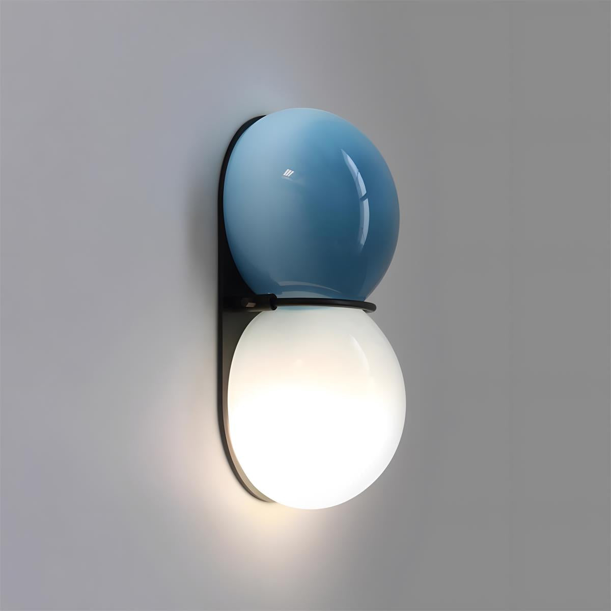 Veloira Wall Lamp