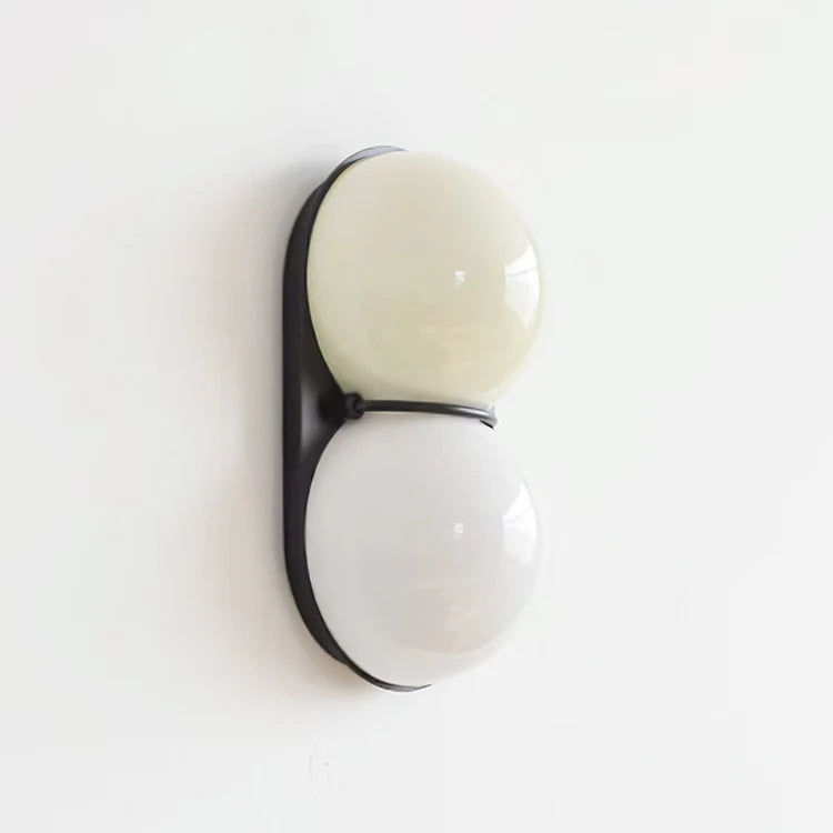 Veloira Wall Lamp