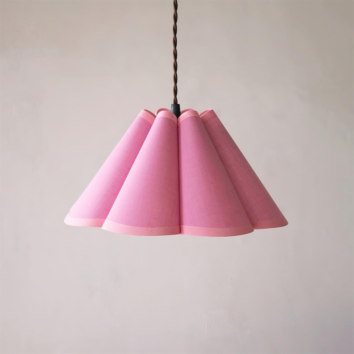 Velenaine Pendant Lamp
