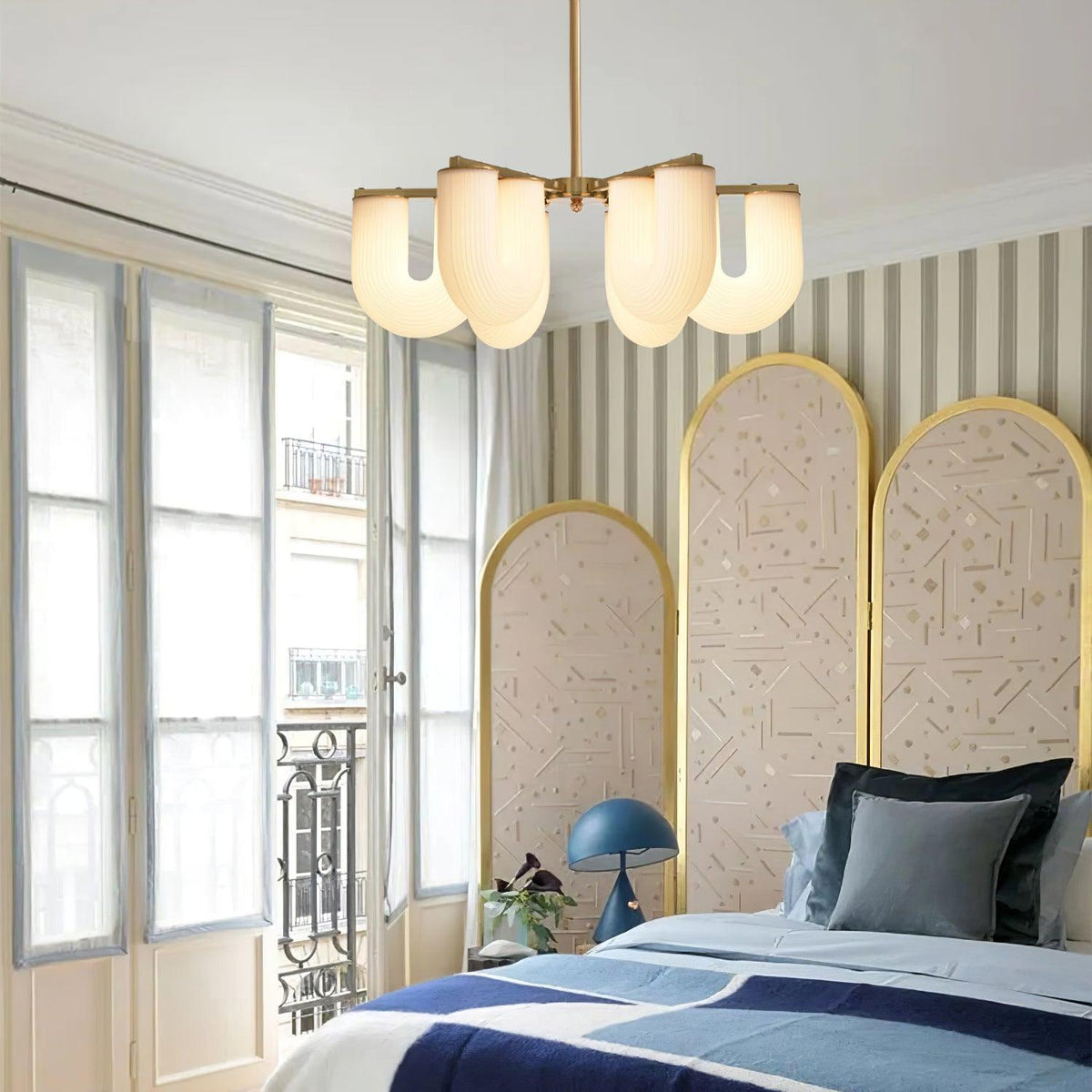 Elaoissa Chandelier