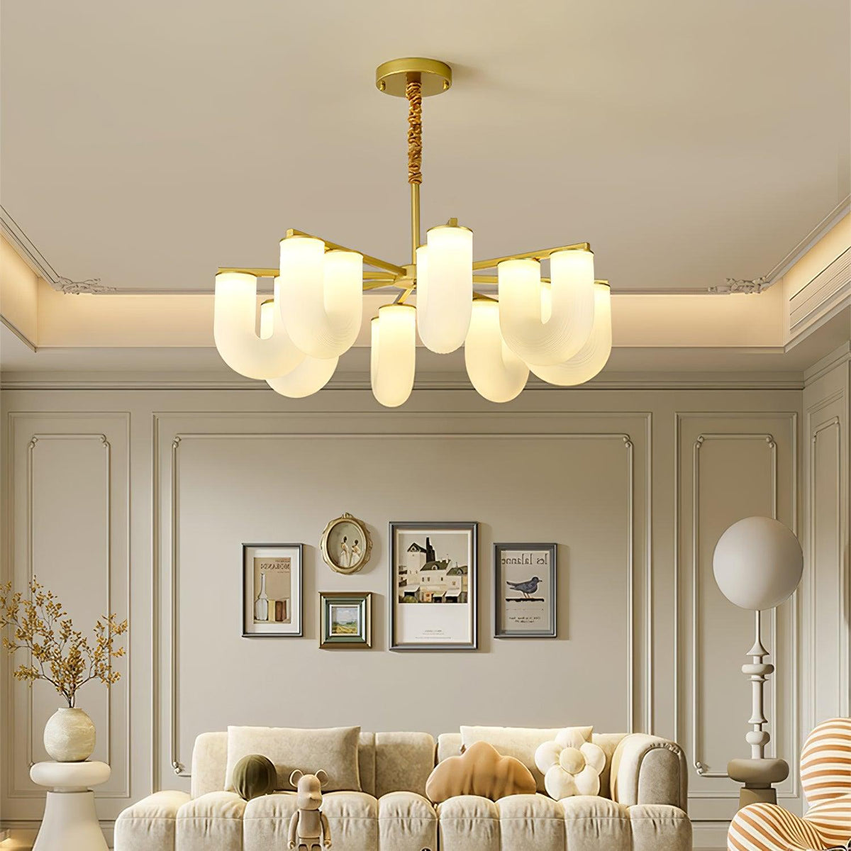 Elaoissa Chandelier
