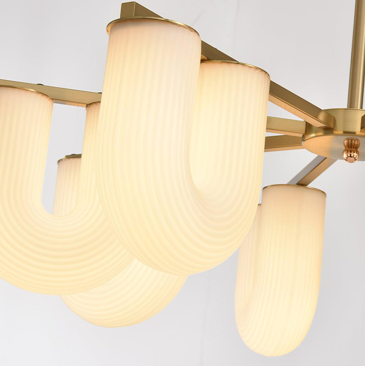 Elaoissa Chandelier