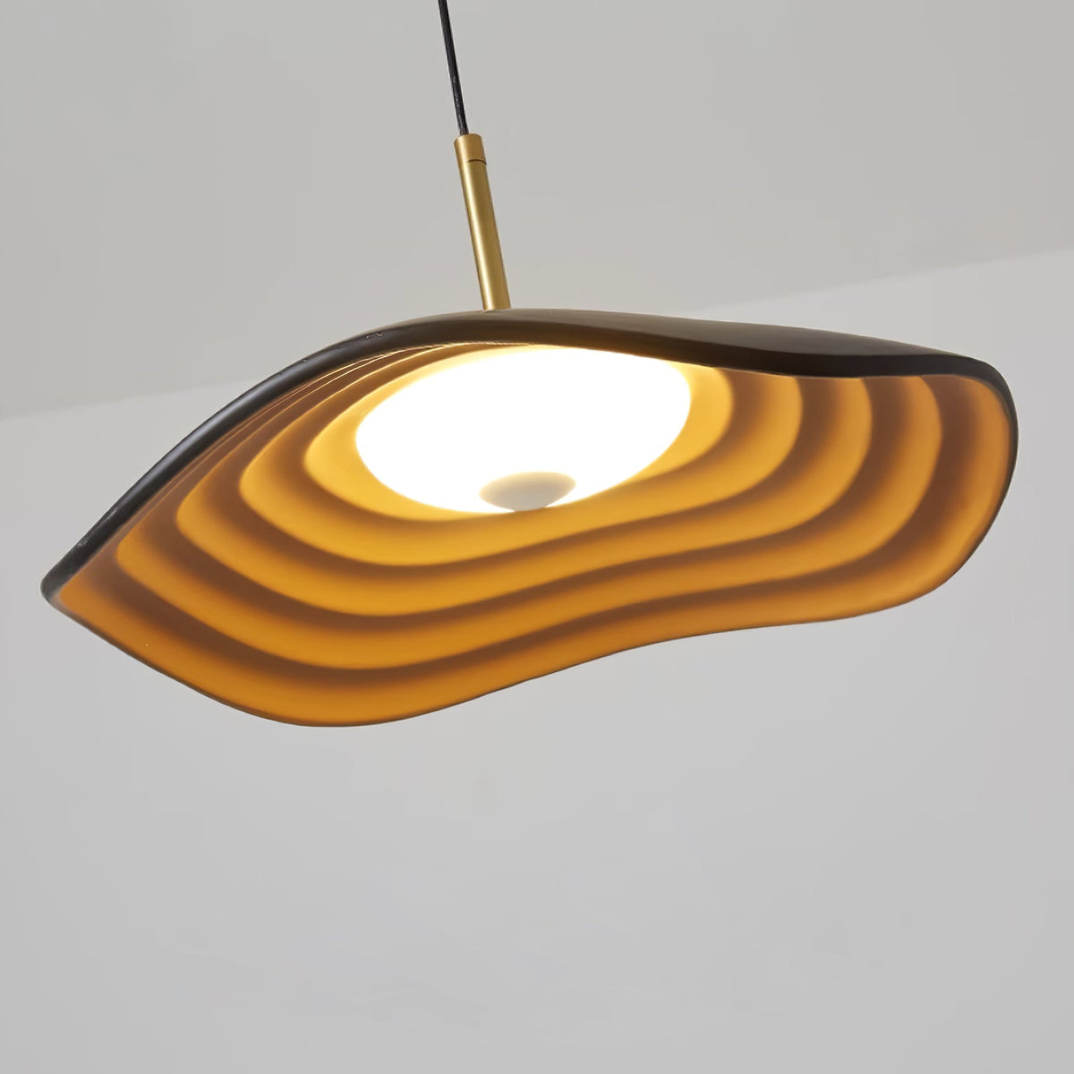 Mariva Pendant Lamp Wave Shape Gold Accent
