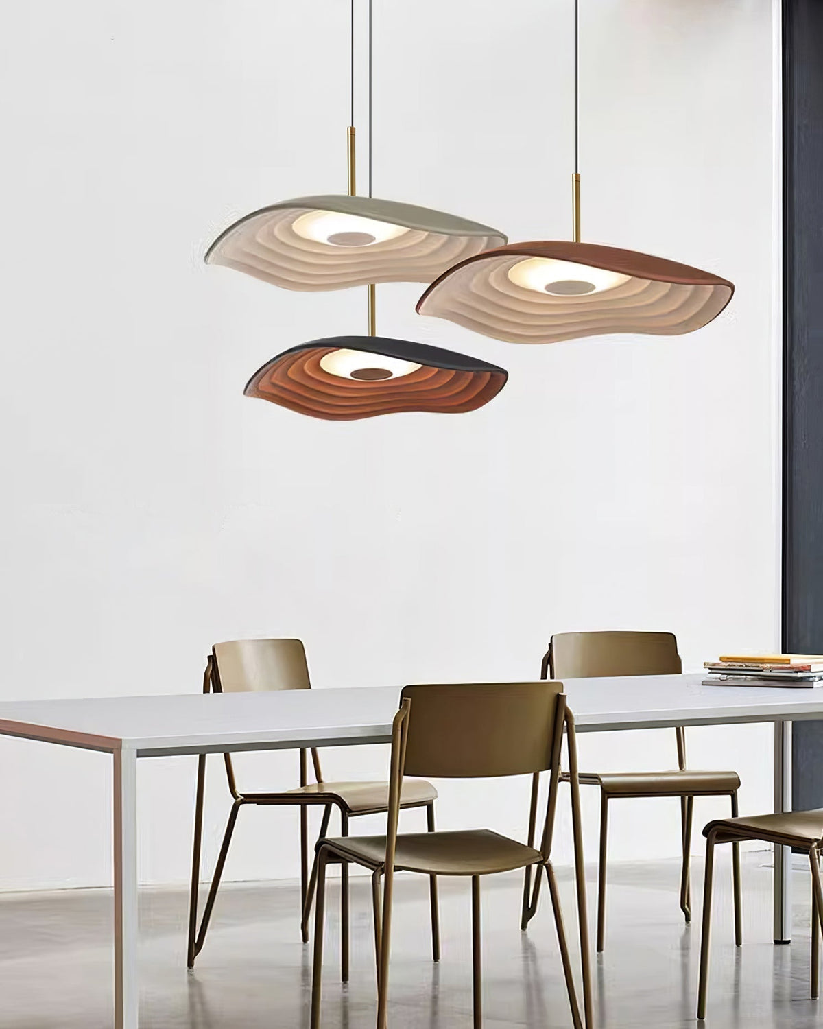 Mariva Pendant Lamp Wave Shape Gold Accent
