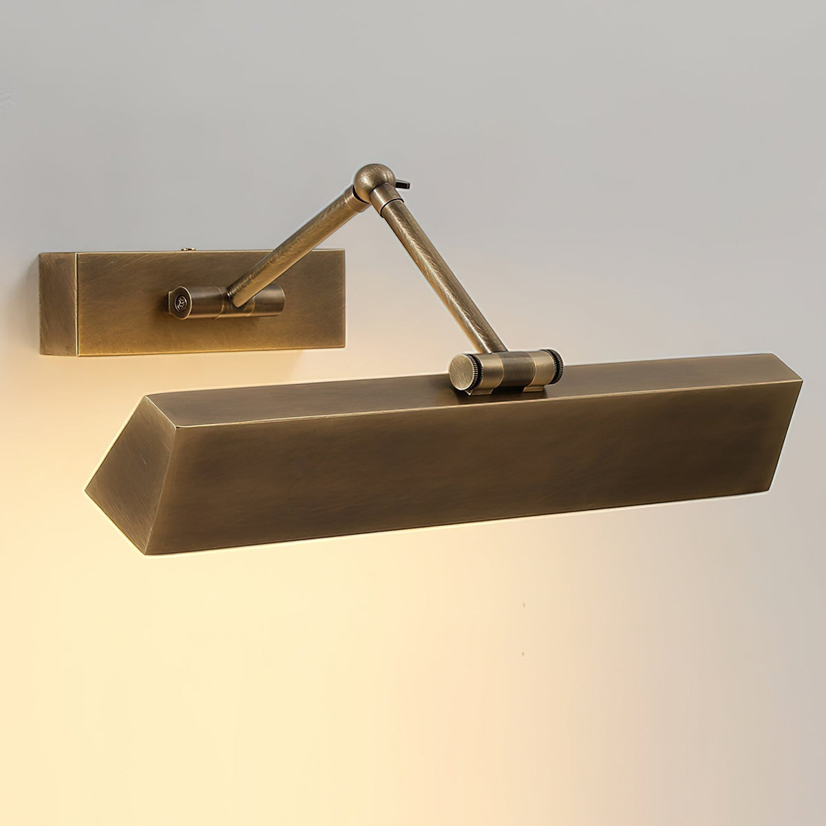Articus Sconce