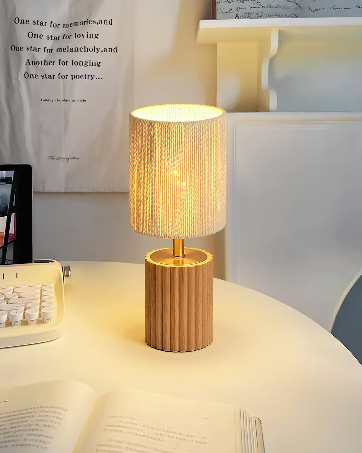 Sorirelle Table Lamp