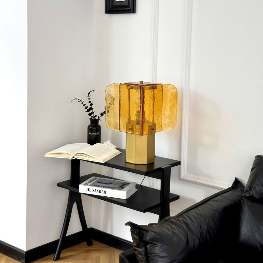 Terianeria Table Light