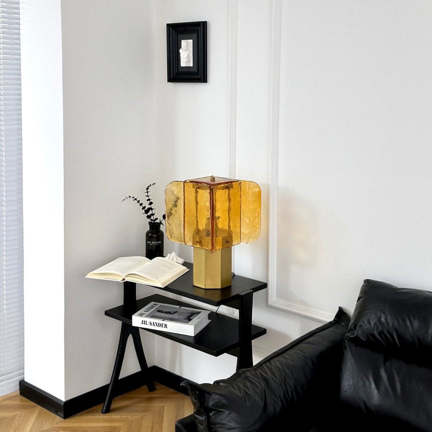 Terianeria Table Light